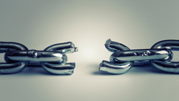 Why your Middle Leaders are locked into Command &amp; Control