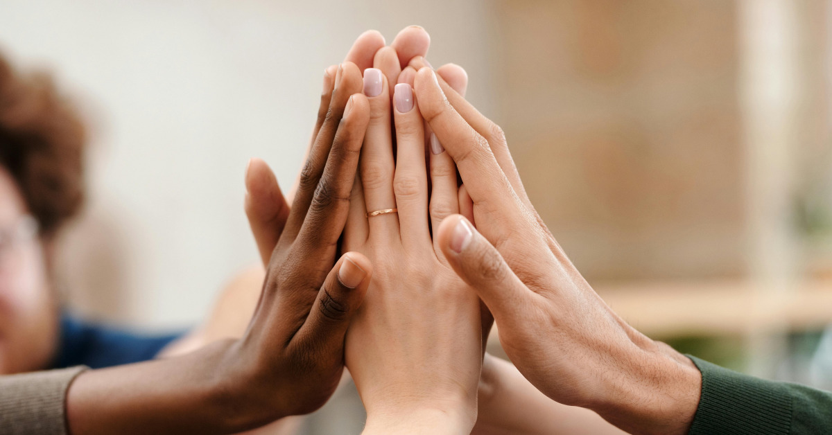 Collaborative Cultures: Breaking Free from Silos 